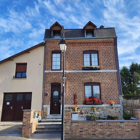Appartement Gaston Vireux-Wallerand Exterior photo