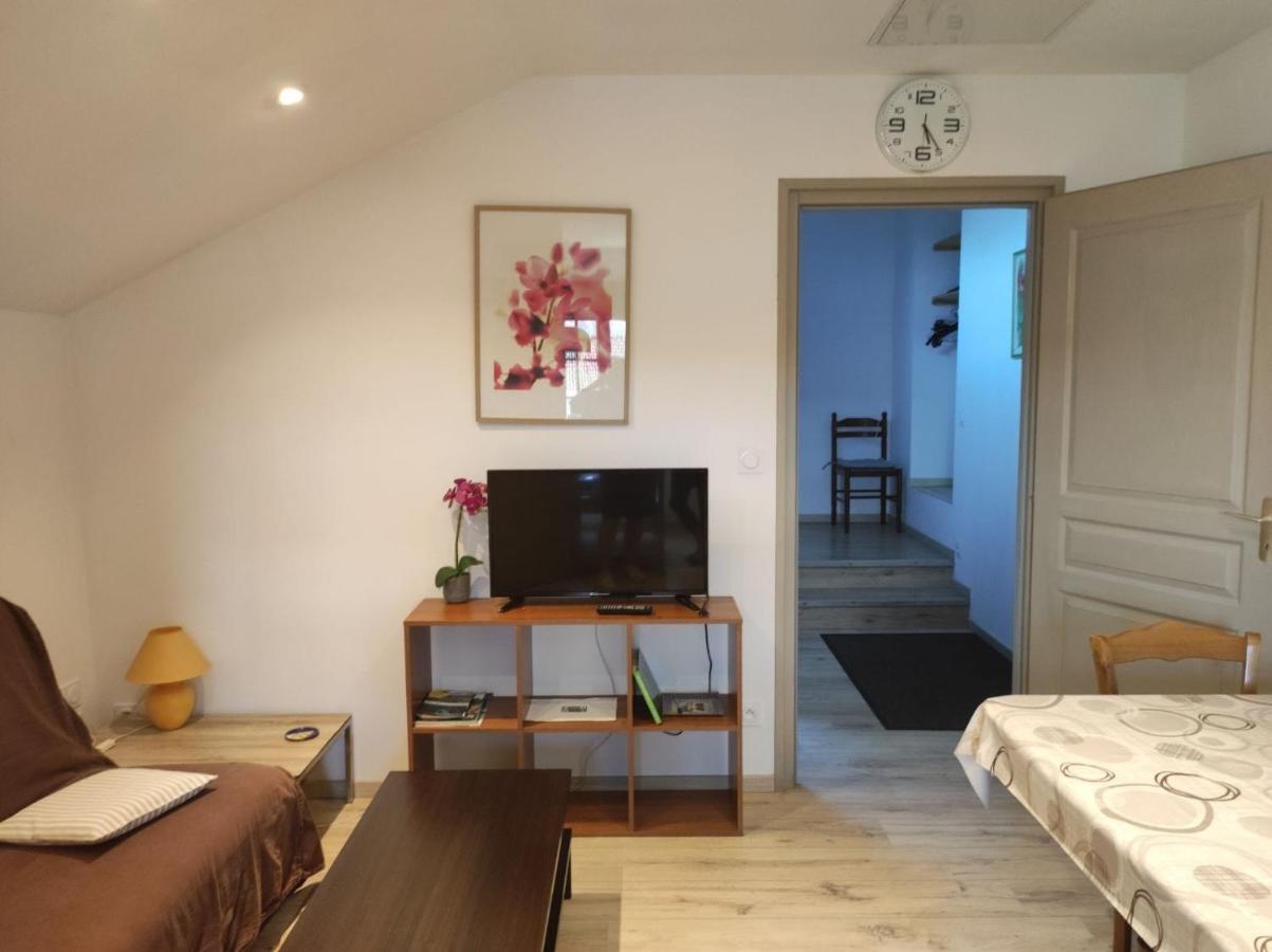 Appartement Gaston Vireux-Wallerand Exterior photo
