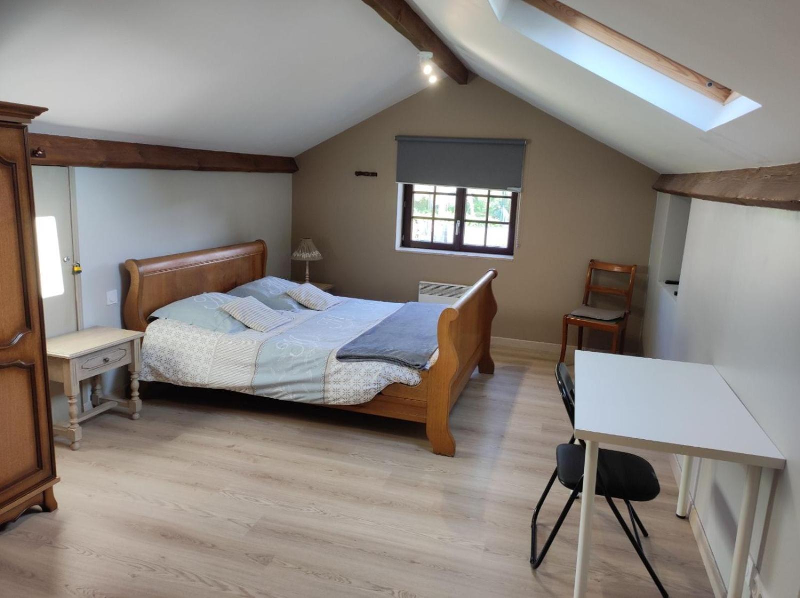 Appartement Gaston Vireux-Wallerand Exterior photo